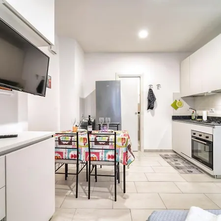 Residenza Via Carloni 18 Appartement *